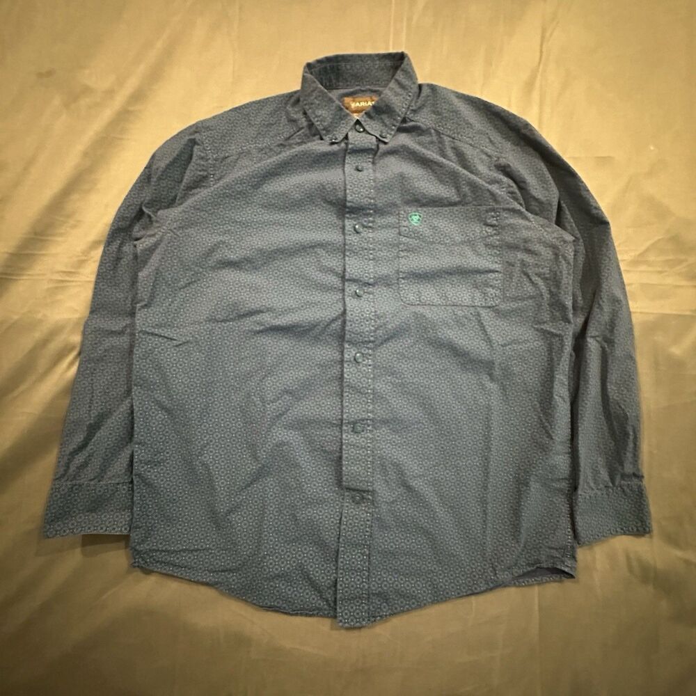 Ariat Shirt Mens Medium Geometric Long Sleeve Button Up Collar Cowboy Blue